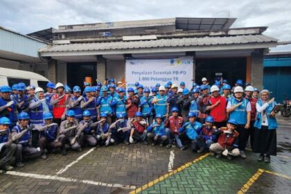 Sambut IdulFitri 1446 H, PLN UID Banten Nyalakan Serentak 1000 Pelanggan di Banten